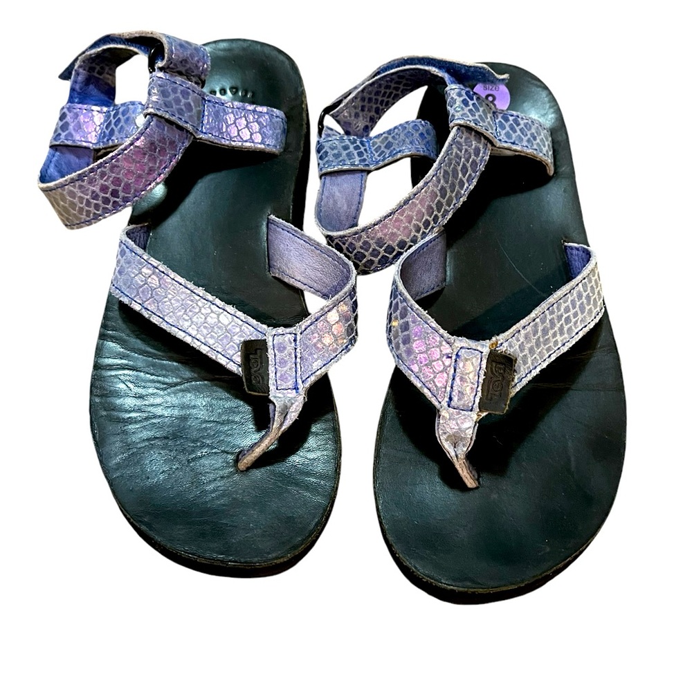 Teva women's size 8 purple and black thong style sandals with Velcro str…